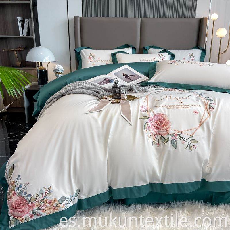  Cotton Embroidery Bedding Set